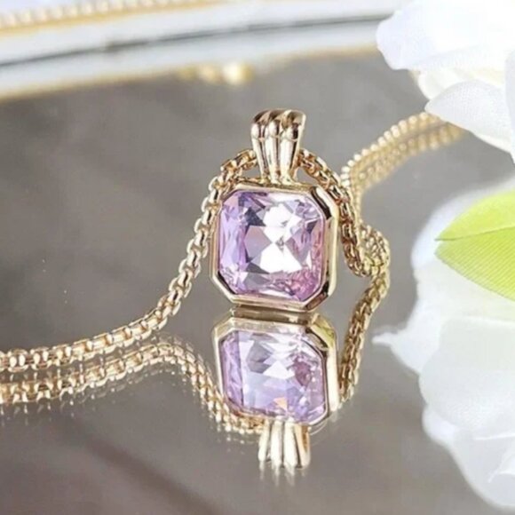 Park Lane Jewelry - Park Lane Designer Style Orchid Pendant Necklace